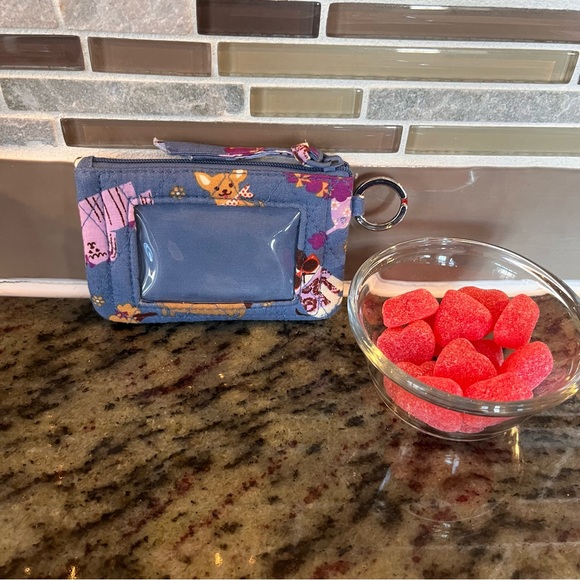 Vera Bradley Zip ID Case in “Bark Park” Pattern NWOT - Picture 2 of 8
